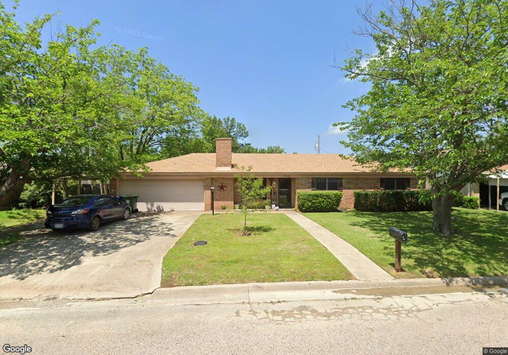 306 Texoma Dr, Whitesboro, TX 76273 - photo 1