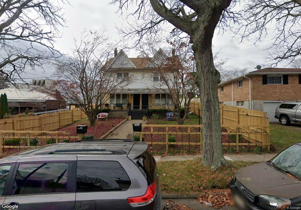 1011 Tripp St, Scranton, PA 18508 - photo 1