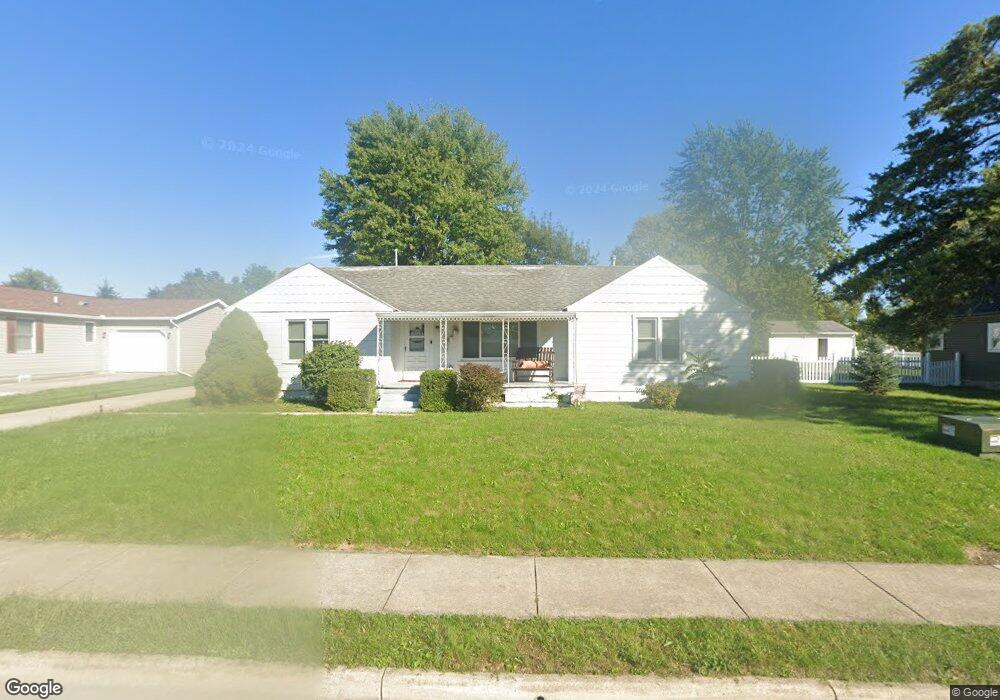 518 Overholzer St, Wapakoneta, OH 45895 - photo 1