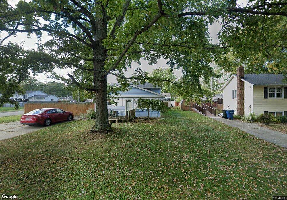 790 Pasadena Ave, Sheffield Lake, OH 44054 - photo 1