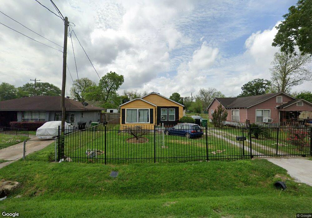 3128 Memel St, Houston, TX 77026 - photo 1