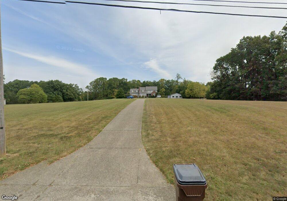 3284 Bells Mill Rd, Shepherdsville, KY 40165 - photo 1