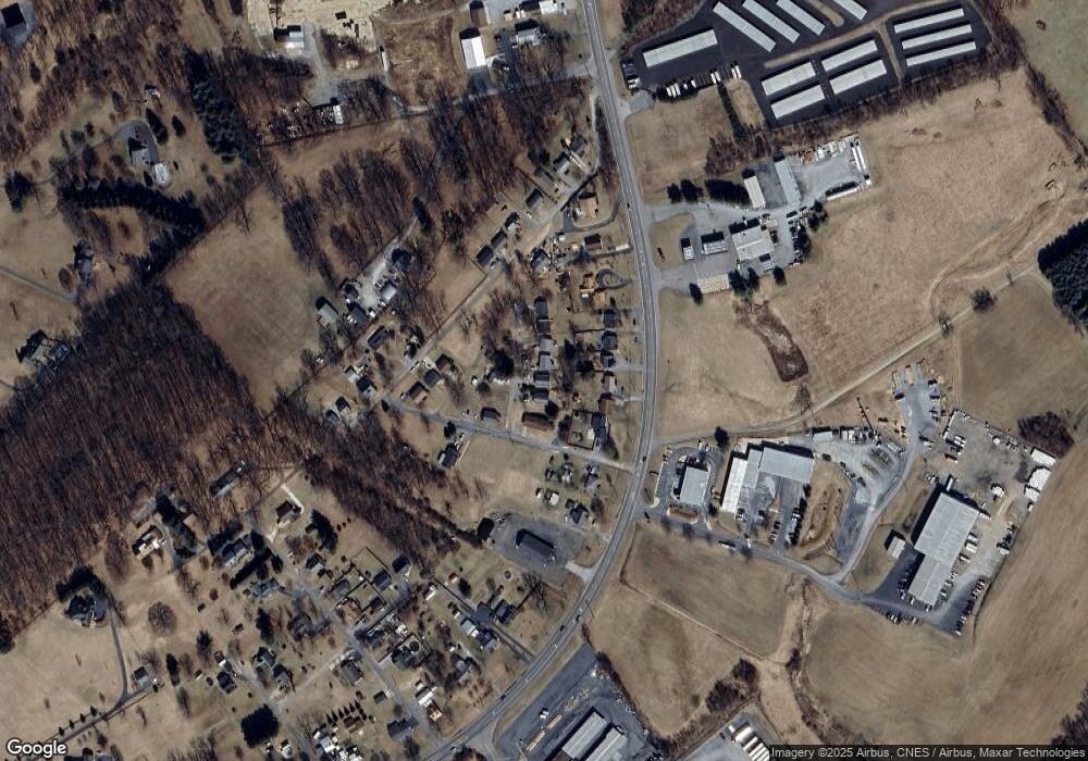 28 Brookewood Ave, Staunton, VA 24401 - photo 1