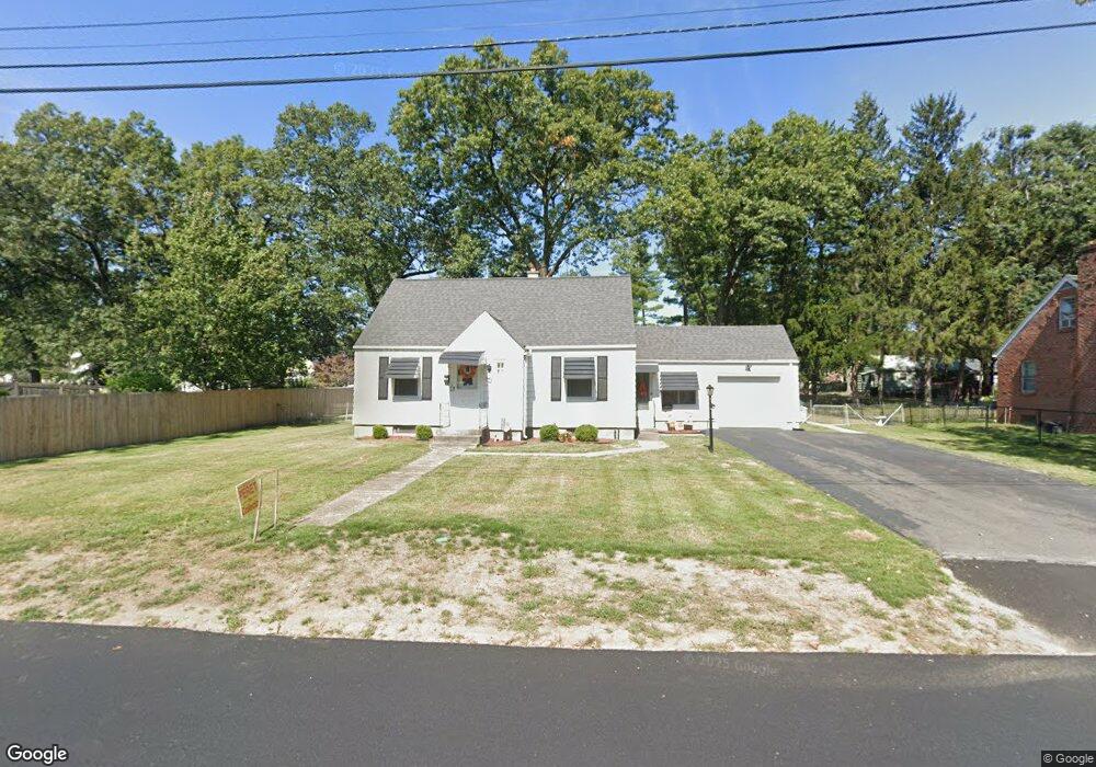 24 Manning St, Chicopee, MA 01020 - photo 1