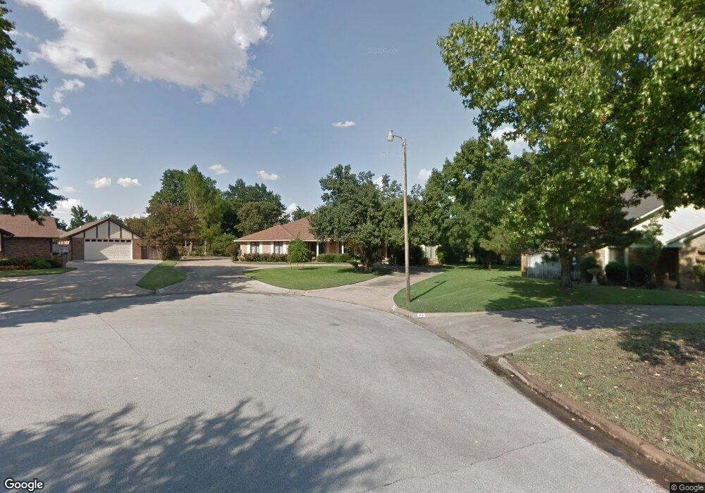 2203 Ridgeway St, Ardmore, OK 73401 - photo 1