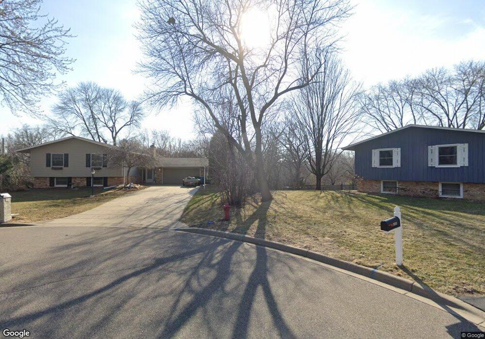 6020 Stoneybrook Ct, Minnetonka, MN 55345 - photo 1