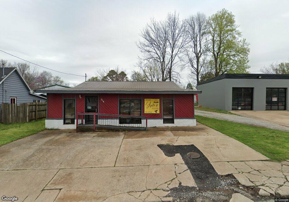 314 E Buchanan St, Prairie Grove, AR 72753 - photo 1