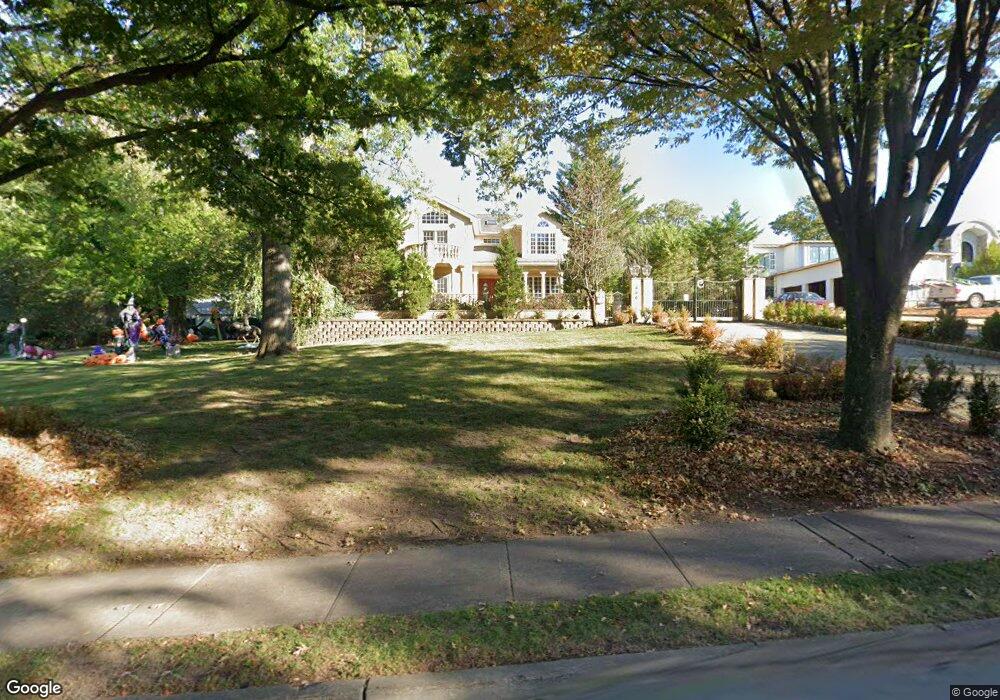 396 N Farview Ave, Paramus, NJ 07652 - photo 1