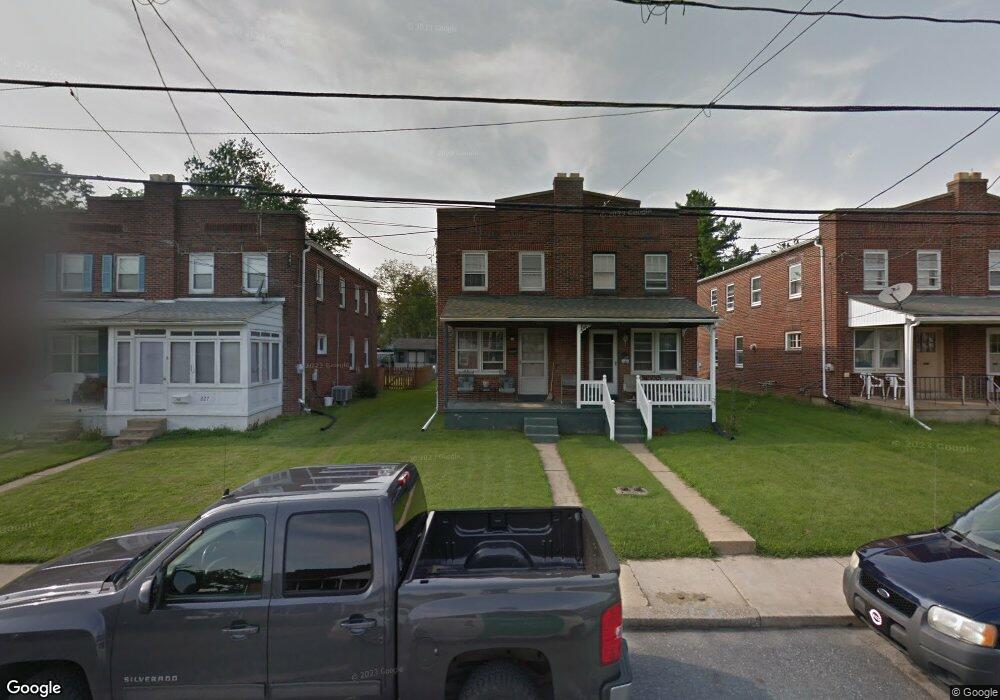 225 Locust St, New Holland, PA 17557 - photo 1