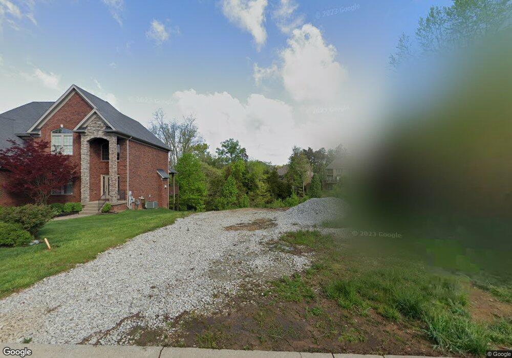 11110 Radleigh Ln, Louisville, KY 40291 - photo 1