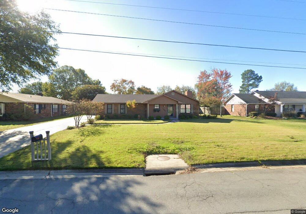 1204 E 19th St, Stuttgart, AR 72160 - photo 1