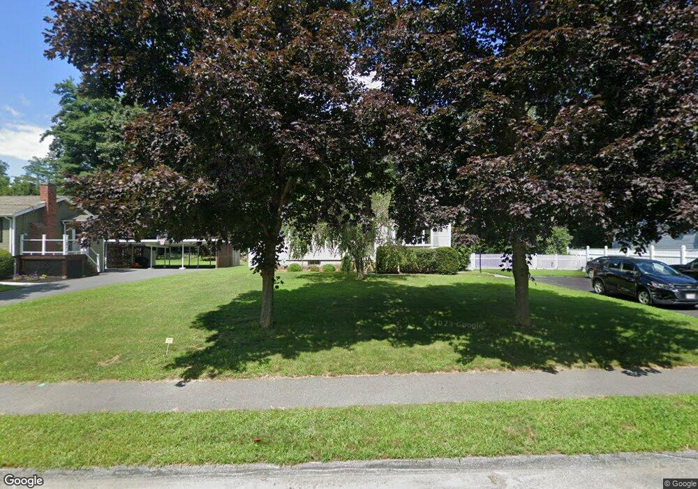 10 Rolling Ln, Hudson, MA 01749 - photo 1