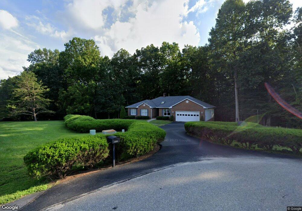 41341 Ramble Ct, Mechanicsville, MD 20659 - photo 1