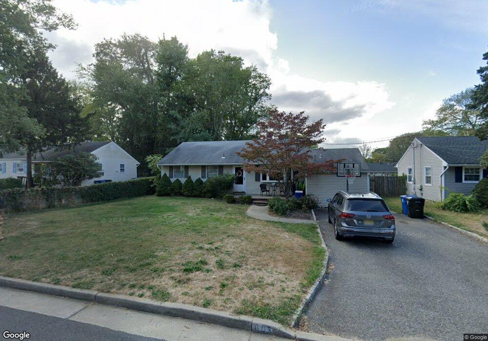 606 Hopping Rd, Belford, NJ 07718 - photo 1