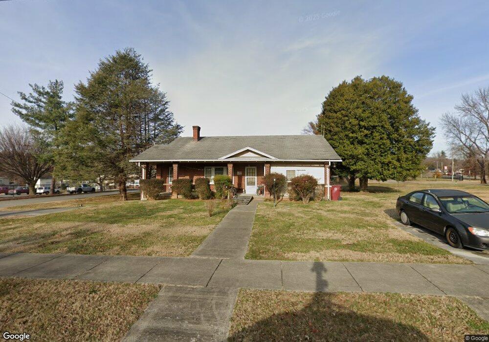 1201 E Myrtle Ave, Johnson City, TN 37601 - photo 1