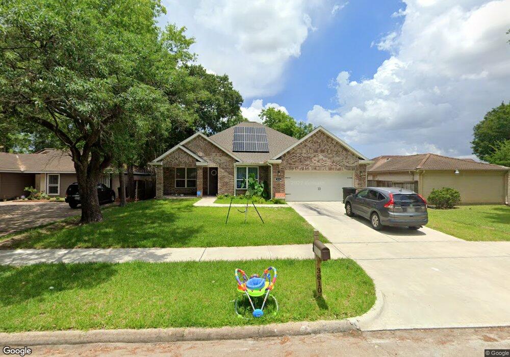 3810 Saratoga Dr, Houston, TX 77088 - photo 1