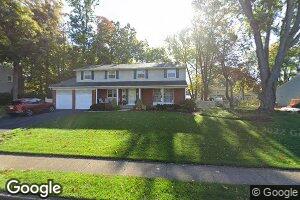 704 Barberry Dr, Cinnaminson, NJ 08077