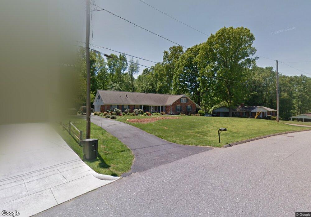 311 Starmount Dr, Statesville, NC 28677 - photo 1