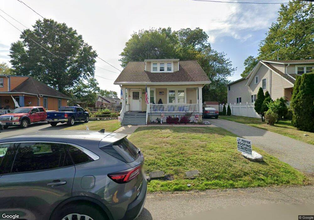 10 Meadow Rd, Edison, NJ 08817 - photo 1