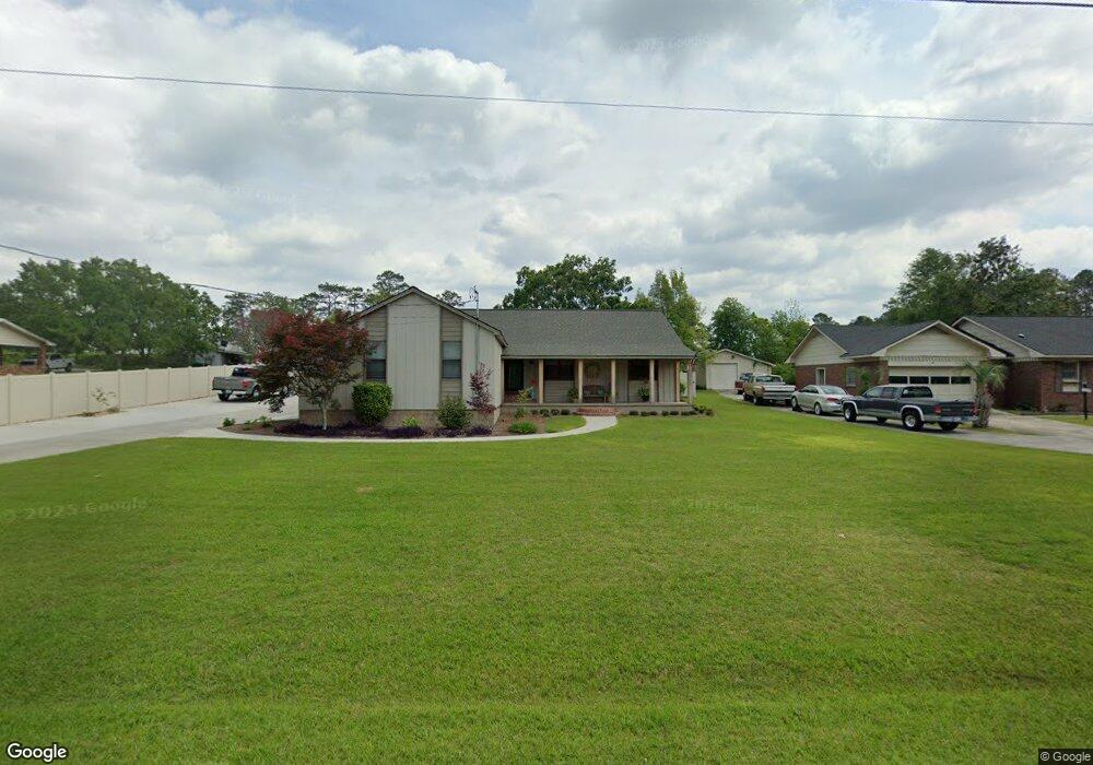 210 Camellia Ave, Douglas, GA 31533 - photo 1