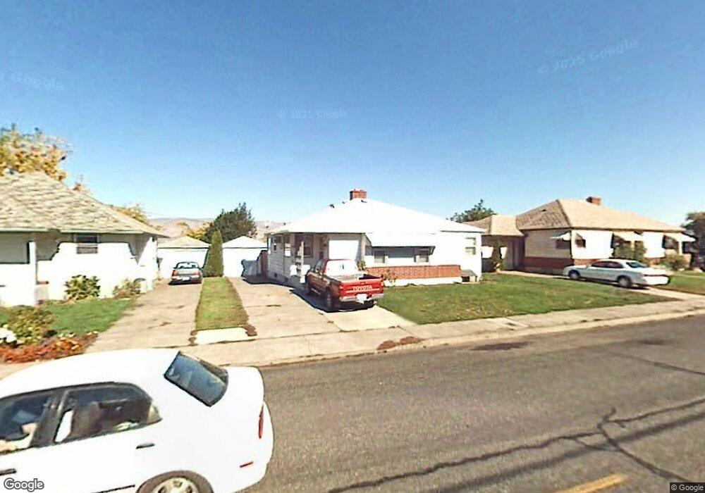 1605 E 10th St, the Dalles, OR 97058 - photo 1