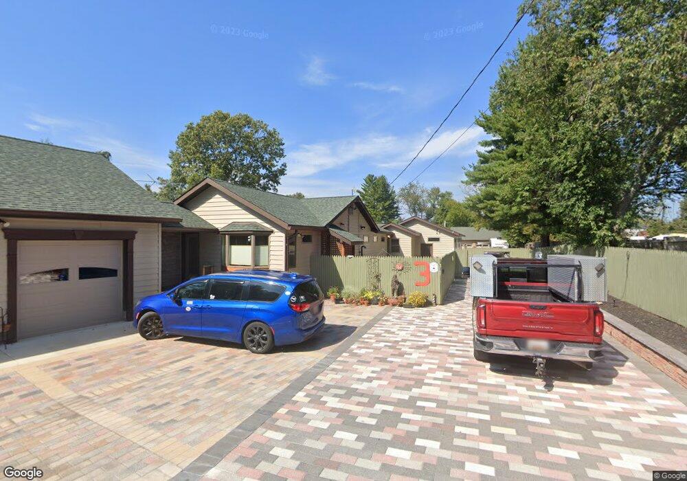 10688 Harding Rd, Laurel, MD 20723 - photo 1