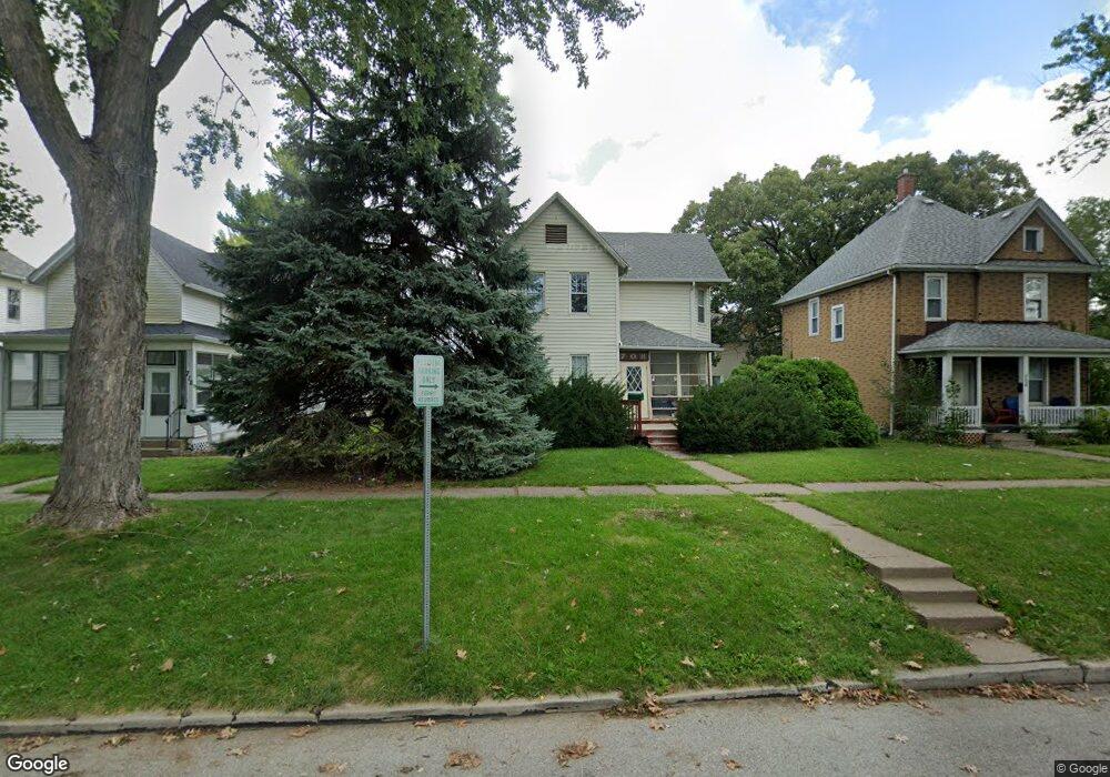 708 W 17th St, Davenport, IA 52804 - photo 1