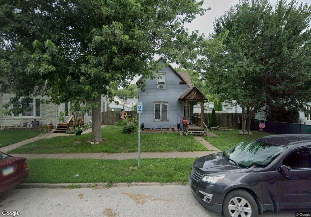 1618 W 7th St, Davenport, IA 52802 - photo 1