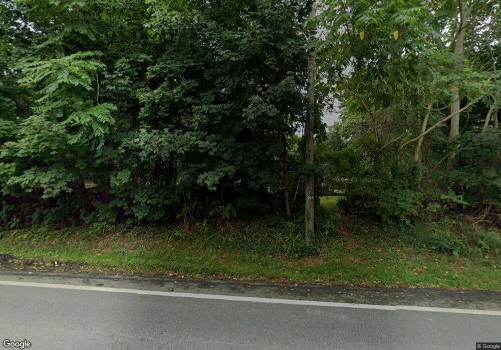 60 Peckham Rd, Little Compton, RI 02837 - photo 1