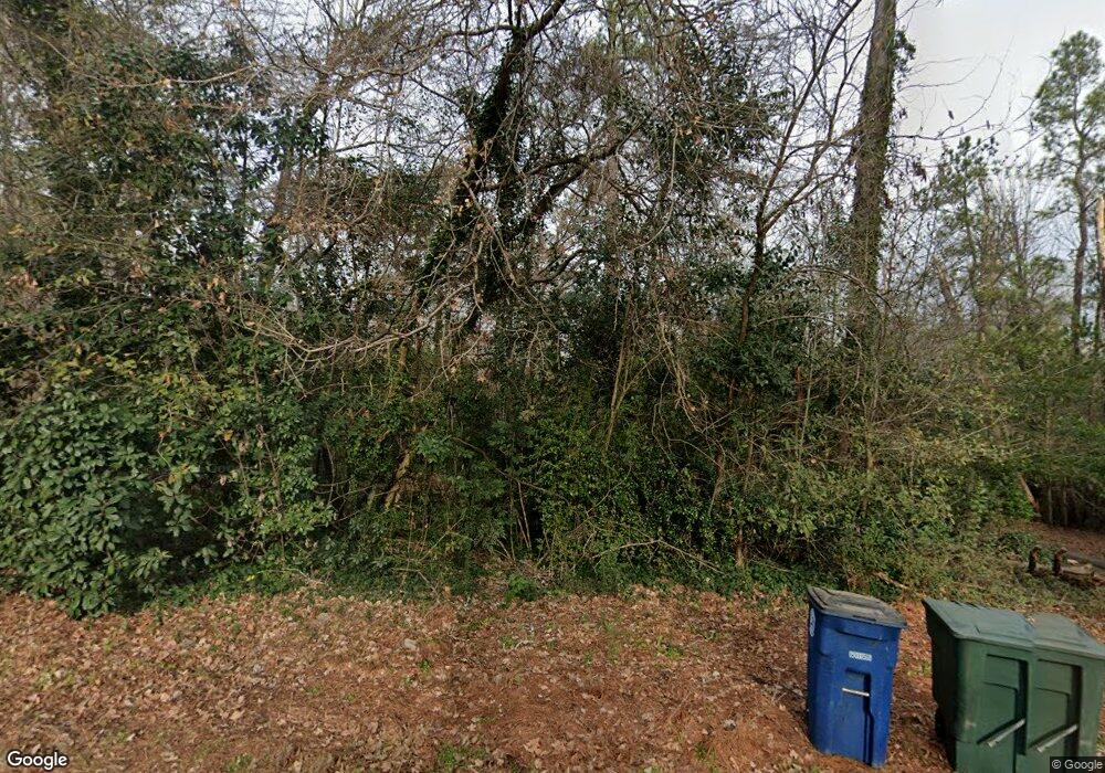 2879 N Hillandale Cir, Macon, GA 31204 - photo 1