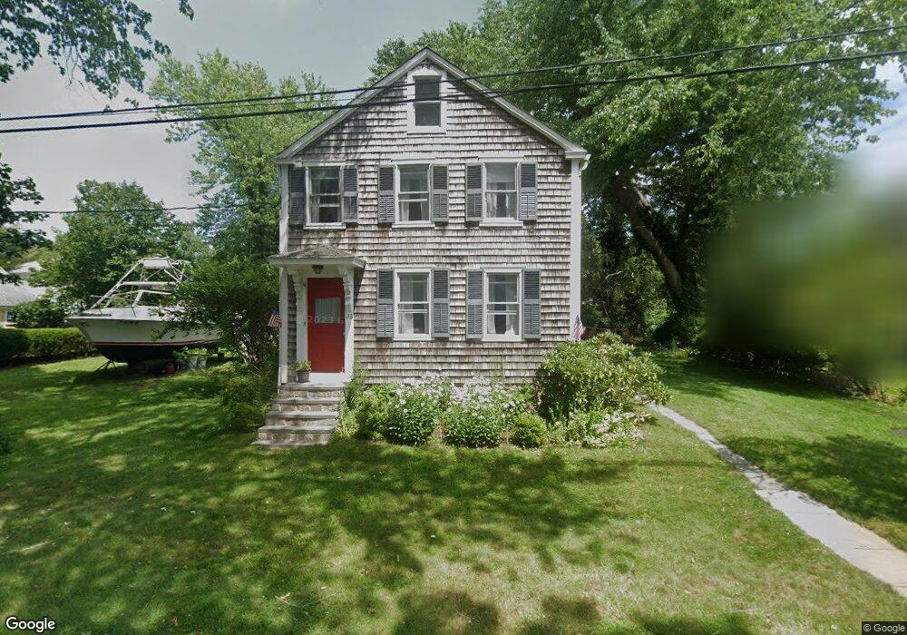 26 Mechanic St, Mattapoisett, MA 02739 - photo 1