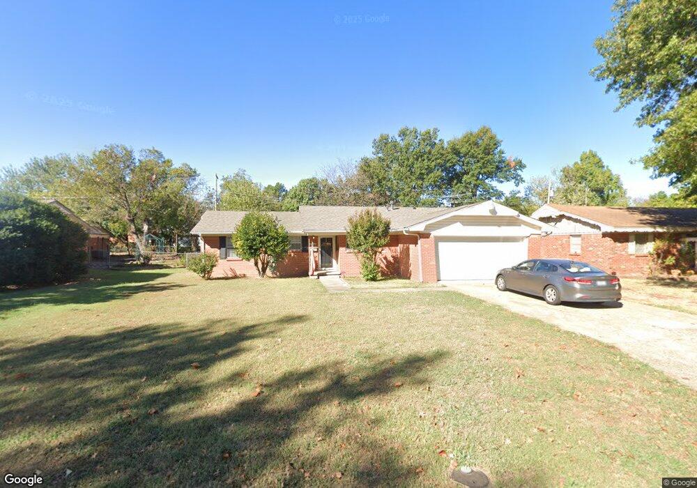 1910 N Pennsylvania Ave, Shawnee, OK 74804 - photo 1