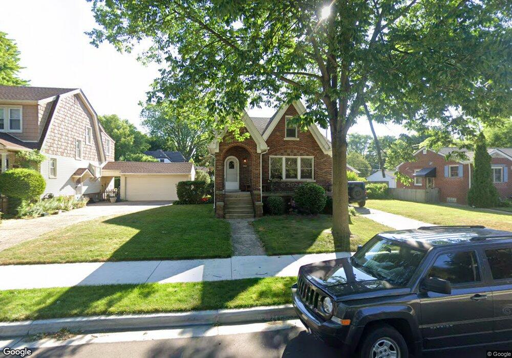 838 Loraine St, Grosse Pointe, MI 48230 - photo 1