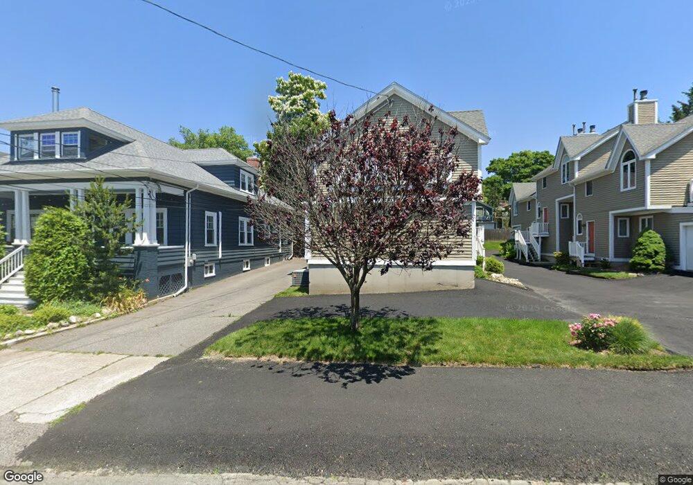 64 Locust St unit 6, Providence, RI 02906 - photo 1