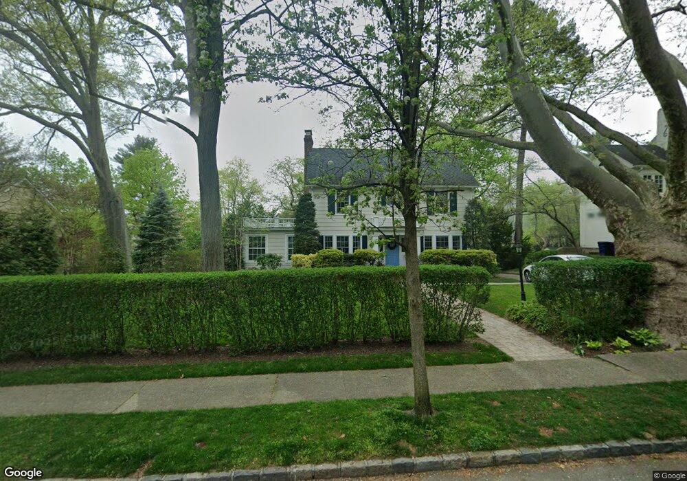 3 Terrace Dr, Port Washington, NY 11050 - photo 1