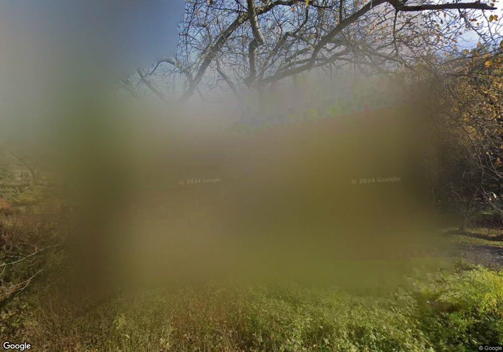 1911 Crosswick Rd, Bloomfield Hills, MI 48301 - photo 1