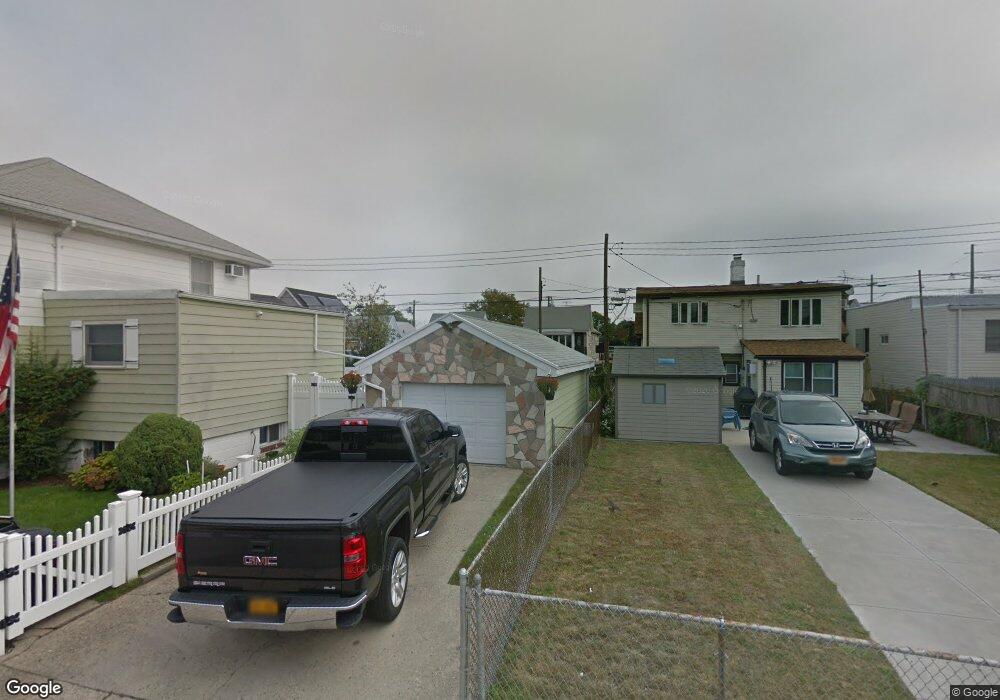 32 Bevy Ct, Brooklyn, NY 11229 - photo 1