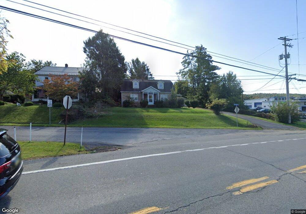 301 Veterans Dr, New Bloomfield, PA 17068 - photo 1