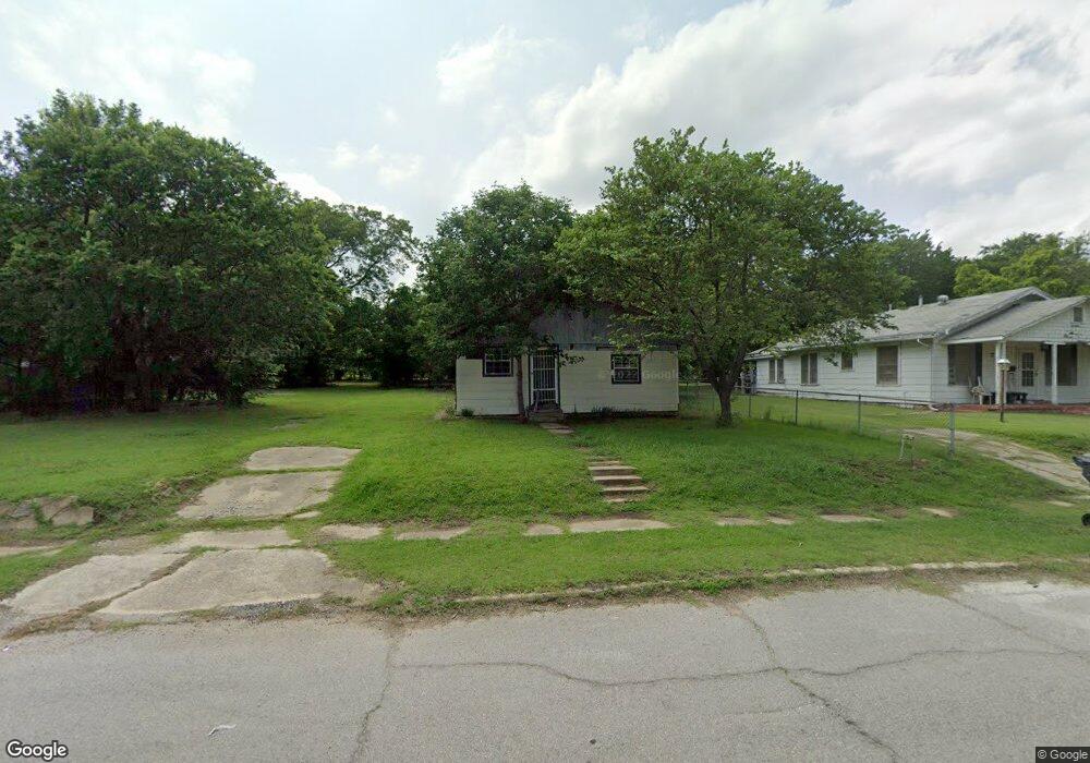 713 D St SE, Ardmore, OK 73401 - photo 1