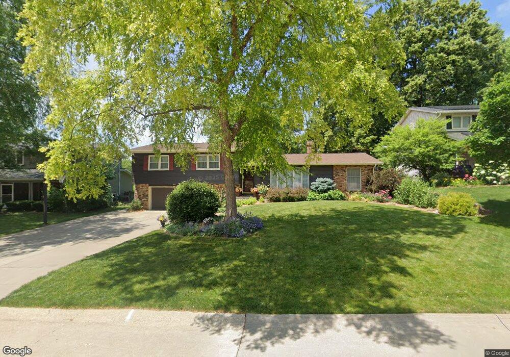 4412 Spring St, Davenport, IA 52807 - photo 1