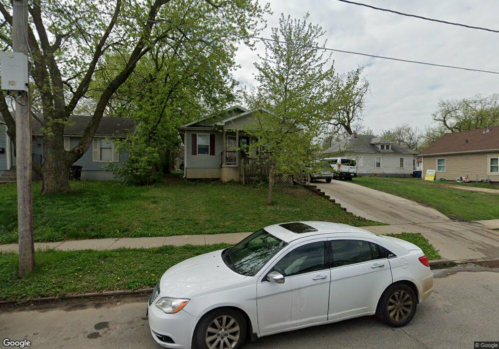 1934 Franklin Ave, Des Moines, IA 50314 - photo 1