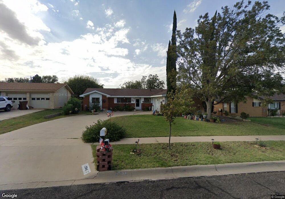 2704 Carol Dr, Big Spring, TX 79720 - photo 1