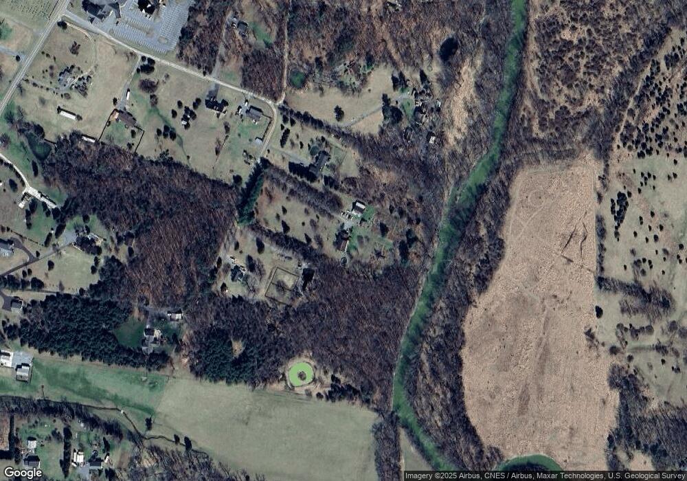 253 Douty Dr, Hedgesville, WV 25427 - photo 1