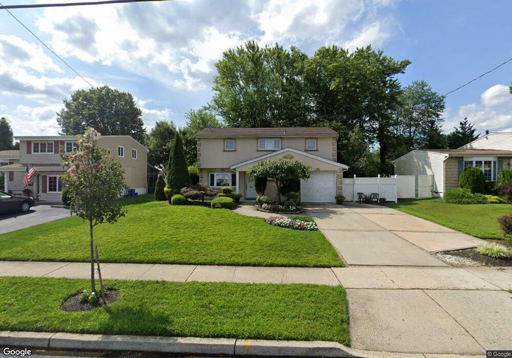 119 Throckmorton Ln, Old Bridge, NJ 08857 - photo 1