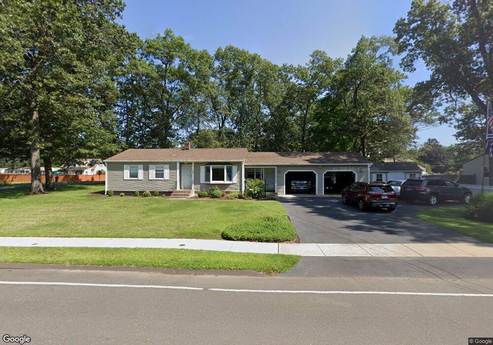 460 Reed Ave, Windsor Locks, CT 06096 - photo 1