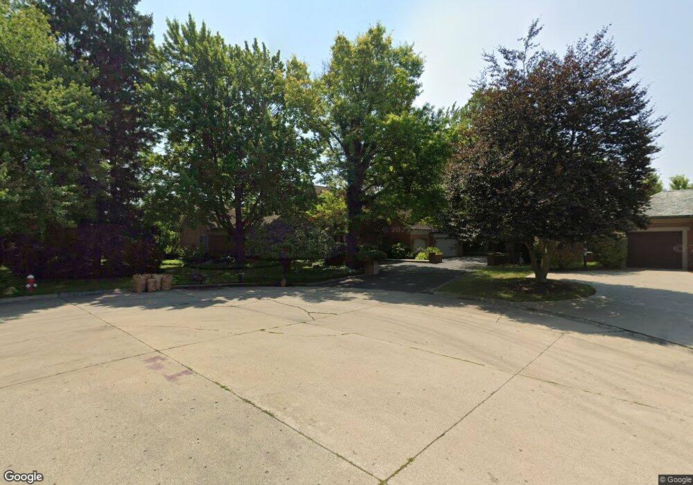 17 Fordcroft St, Grosse Pointe Shores, MI 48236 - photo 1