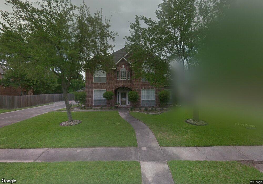 1307 Silverleaf Dr, Friendswood, TX 77546 - photo 1