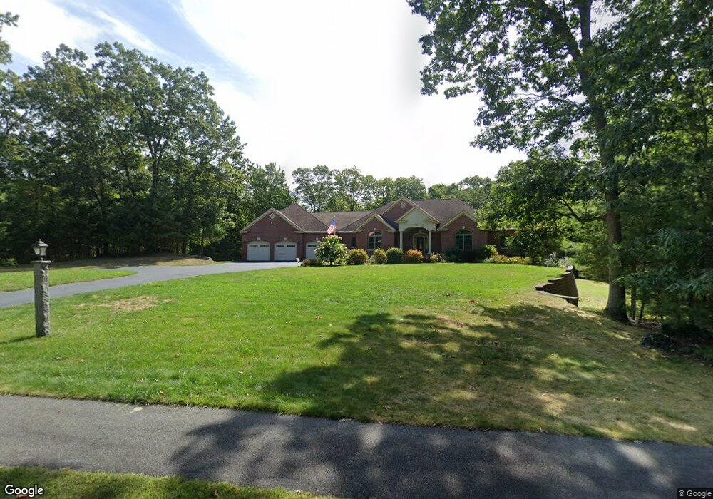 8 Holts Landing, Merrimack, NH 03054 - photo 1