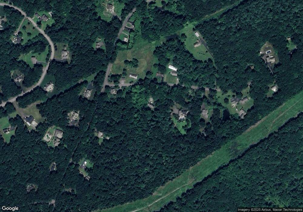 588 Elmwood Ave, Uxbridge, MA 01569 - photo 1