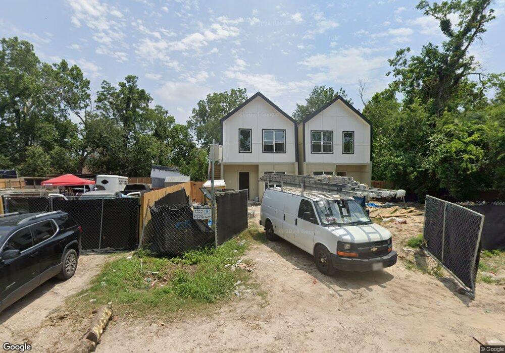 857 Fortune St, Houston, TX 77088 - photo 1